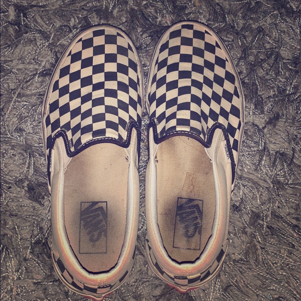 checkered vans